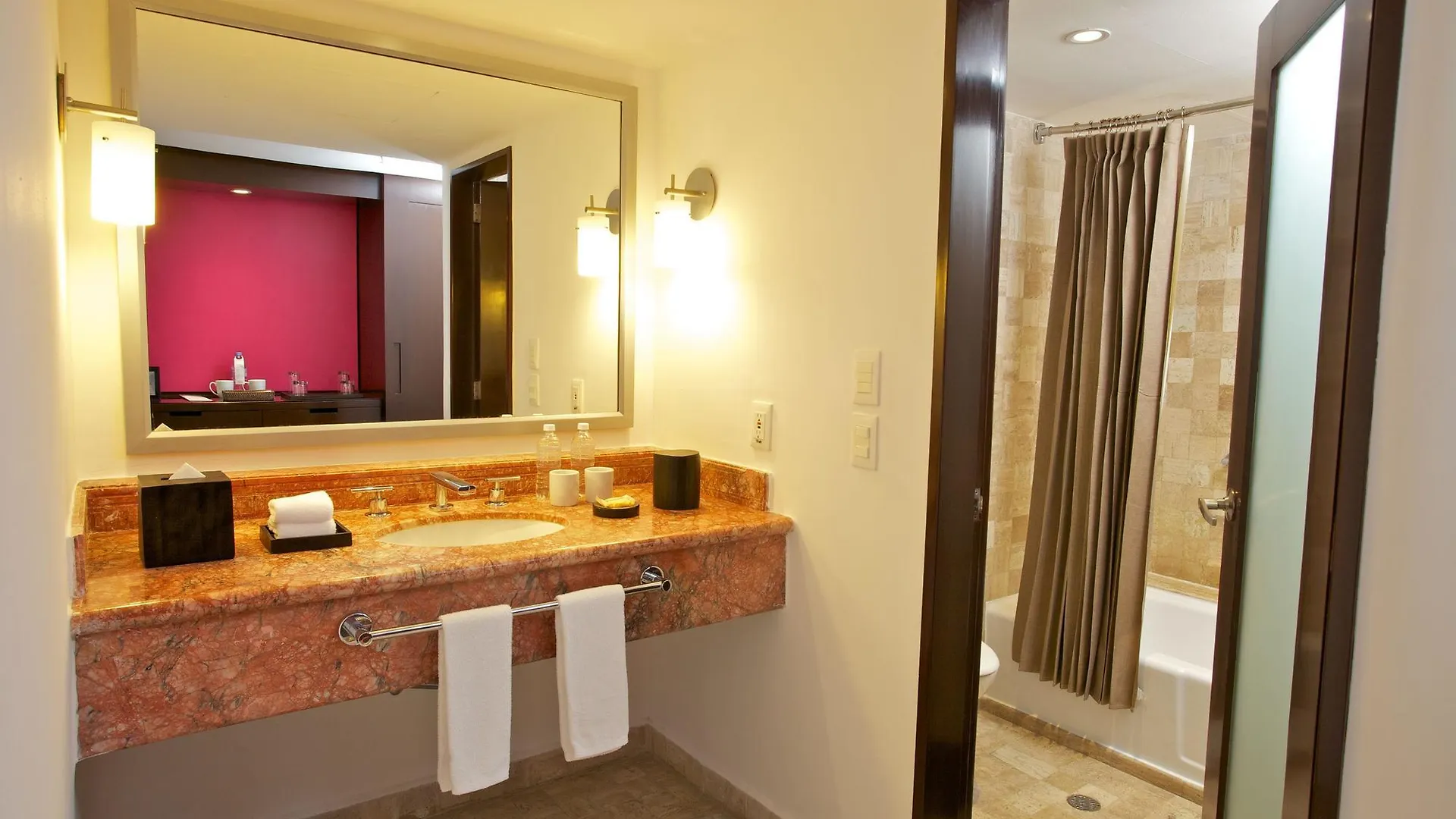 Krystal Grand Cancun All Inclusive Resort