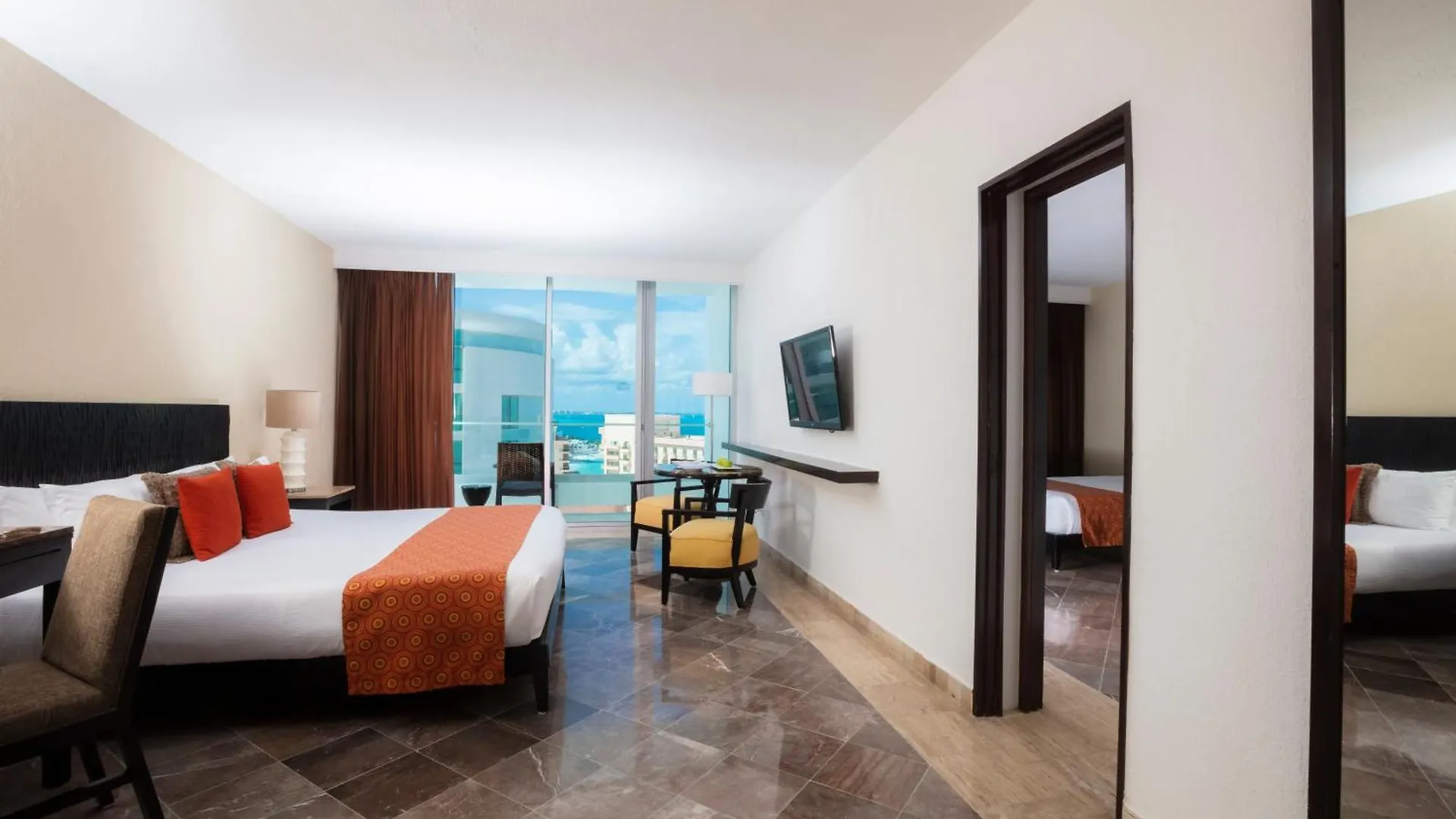Resort Krystal Grand Cancun All Inclusive