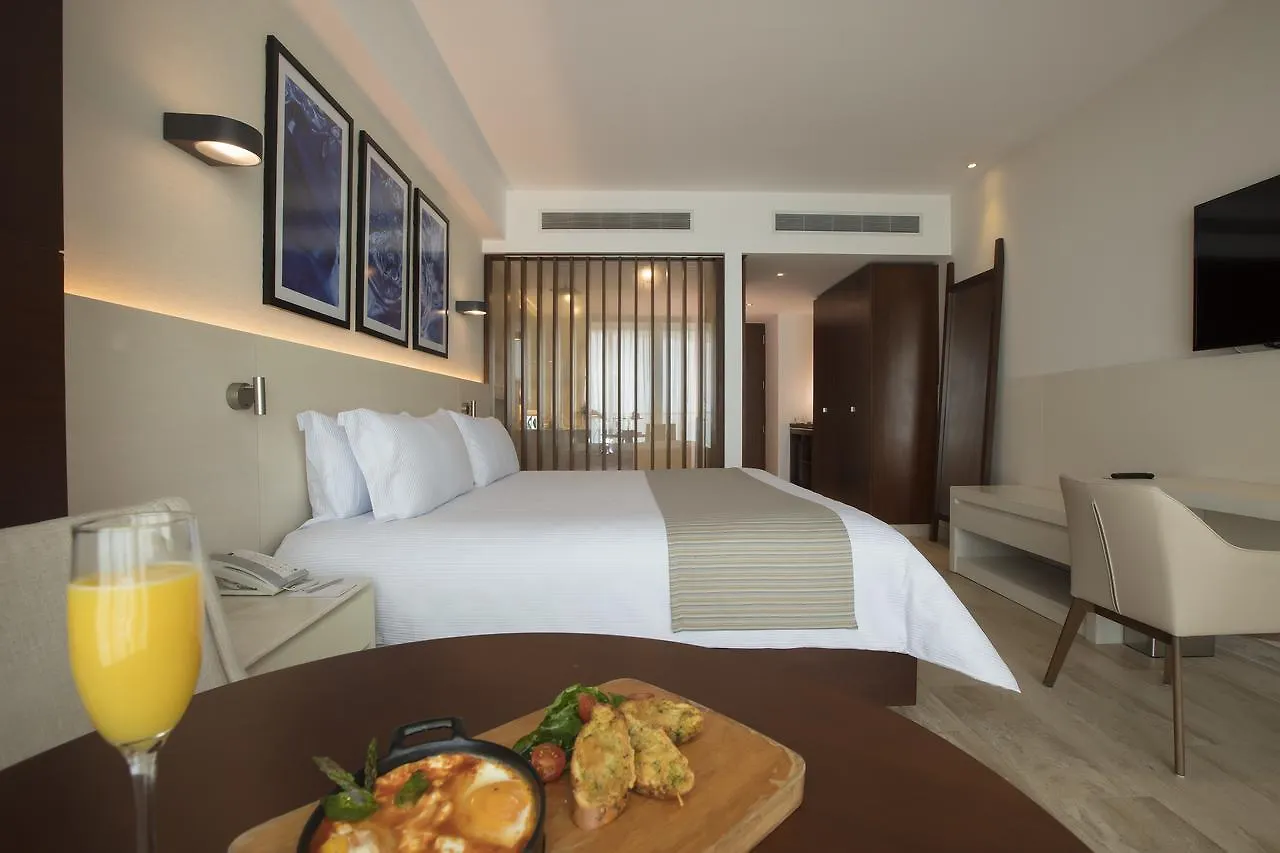 Krystal Grand Cancun All Inclusive Resort